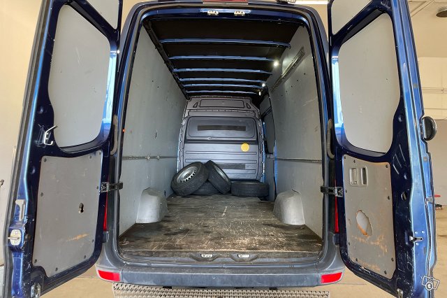 Volkswagen Crafter 12