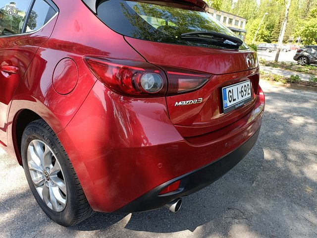 Mazda 3 5