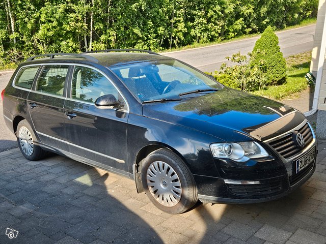 Volkswagen Passat 1