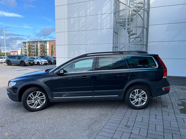 Volvo XC70 4