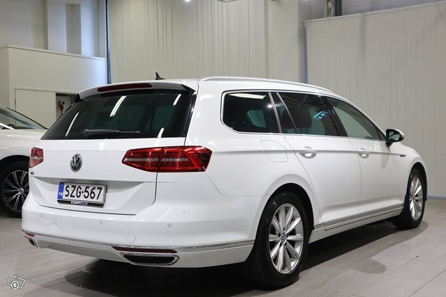 Volkswagen Passat 4