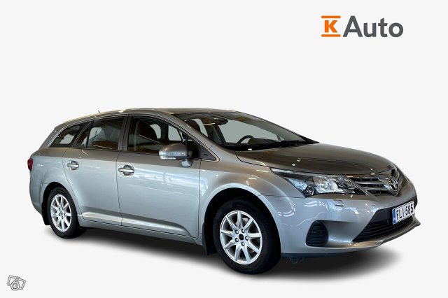 TOYOTA AVENSIS 1