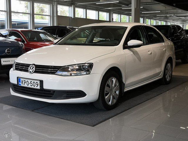 VOLKSWAGEN Jetta 2