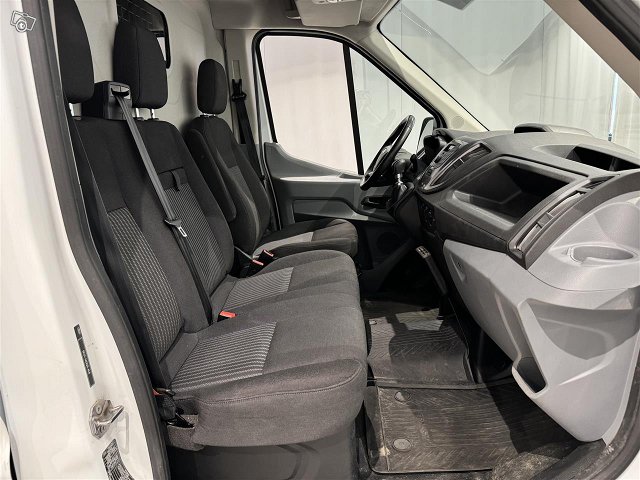 Ford Transit 12