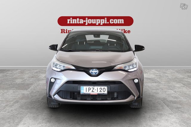 Toyota C-HR 2