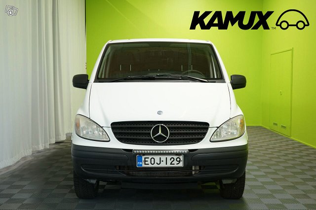 Mercedes-Benz Vito 2