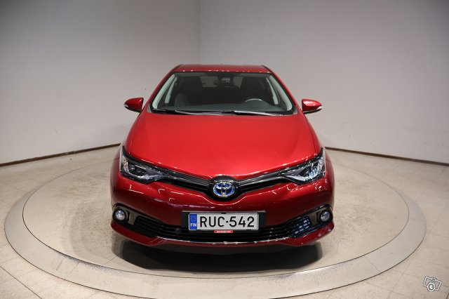 Toyota Auris 2