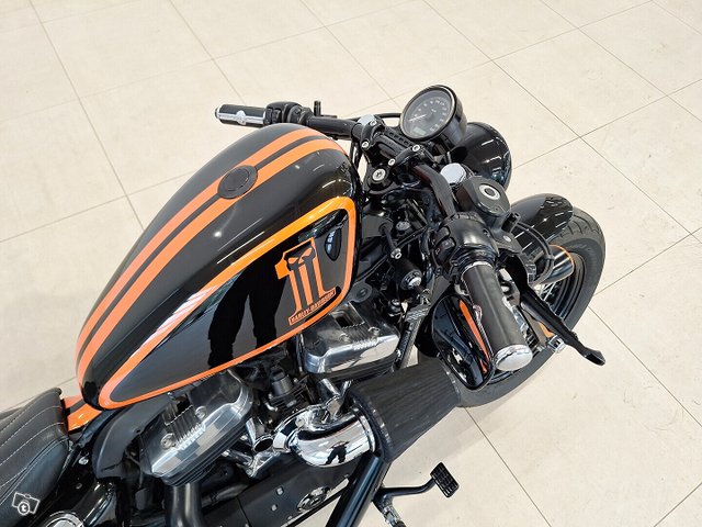 Harley-Davidson Sportster 7