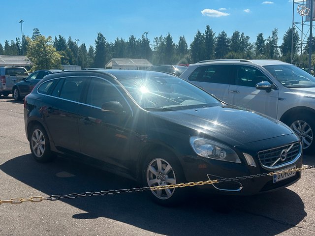 Volvo V60 1