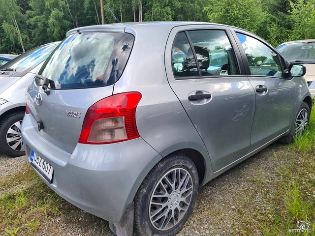 Toyota Yaris 3