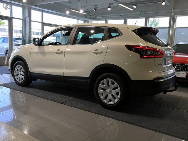 NISSAN Qashqai 5