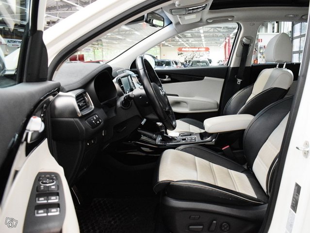 Kia Sorento 12