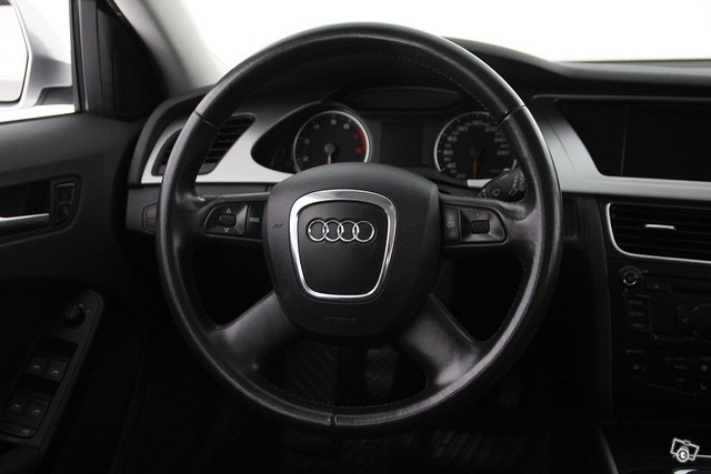 Audi A4 14