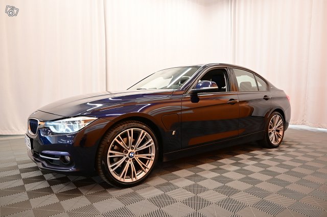 BMW 330 4