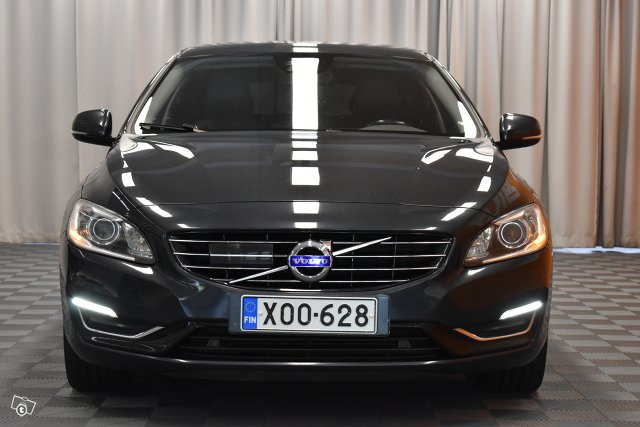 Volvo V60 2