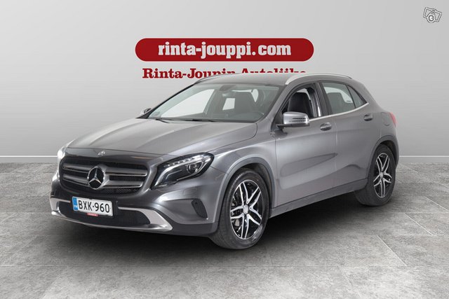 MERCEDES-BENZ GLA