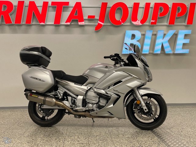 Yamaha FJR, kuva 1