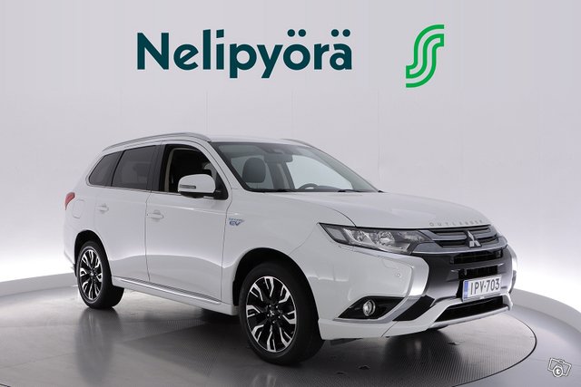 Mitsubishi Outlander PHEV 7