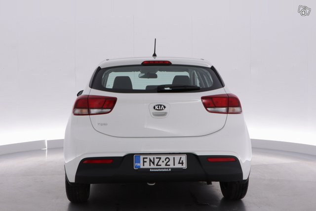 Kia Rio 6