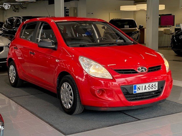 HYUNDAI I20 3