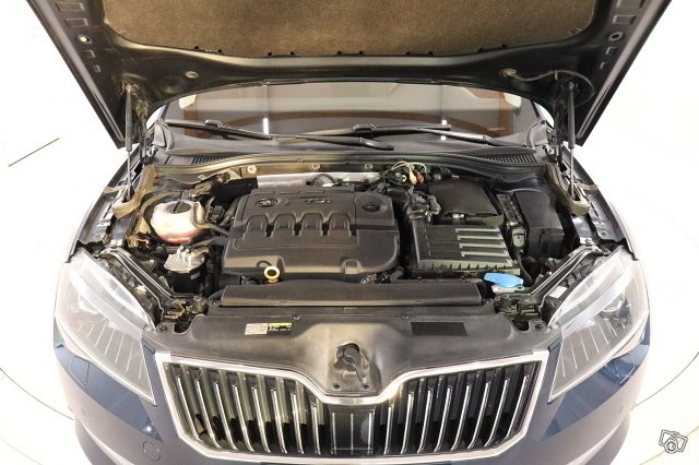 Skoda Superb 24