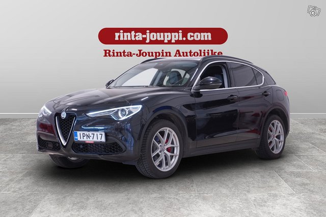 Alfa Romeo Stelvio 1