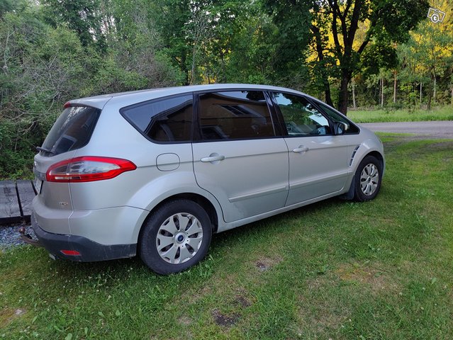 Ford S-Max 4