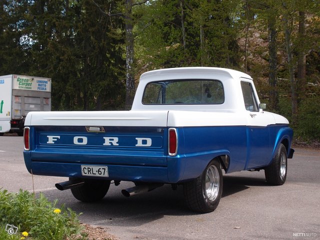 Ford F100 2