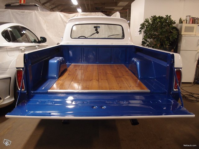 Ford F100 11