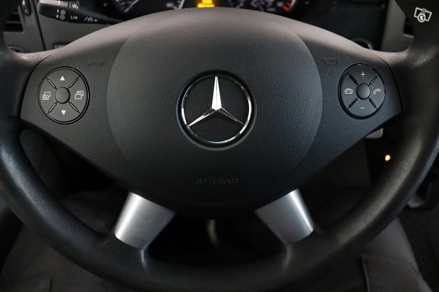 Mercedes-Benz Sprinter 17