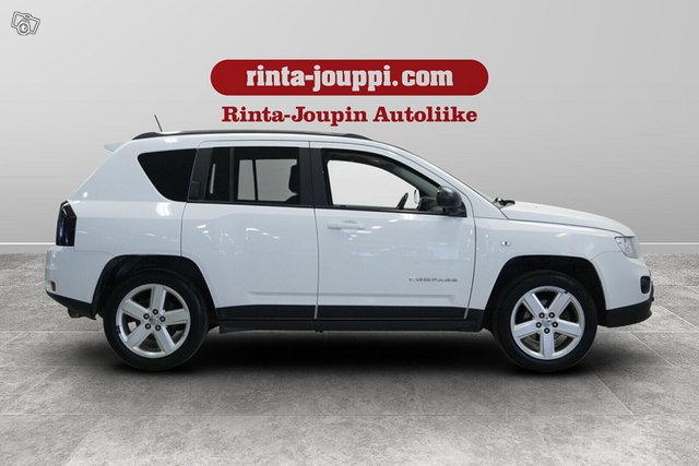 Jeep Compass 4