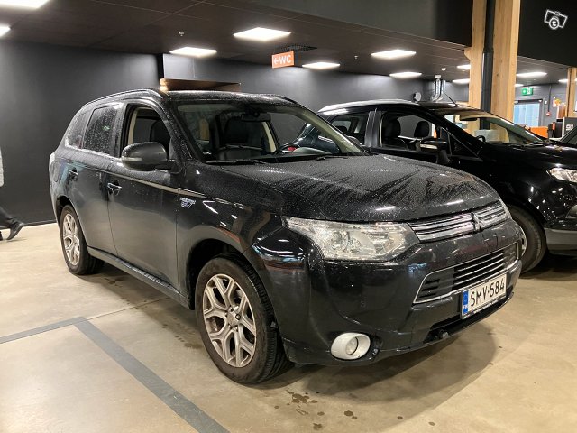 Mitsubishi Outlander PHEV