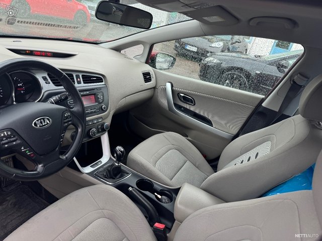 Kia Ceed 8