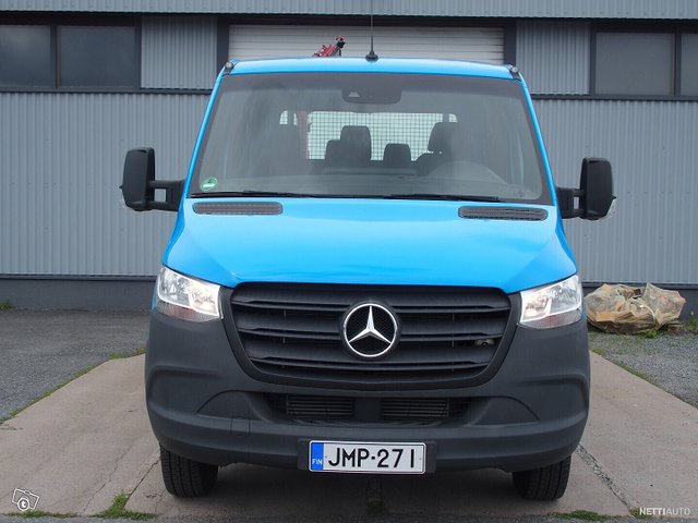 Mercedes-Benz Sprinter 8