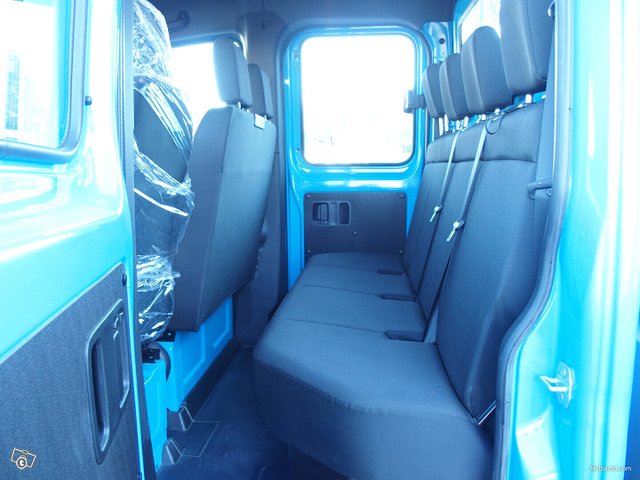 Mercedes-Benz Sprinter 16