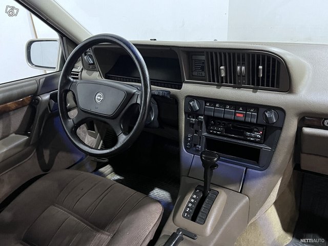 Opel Senator 10