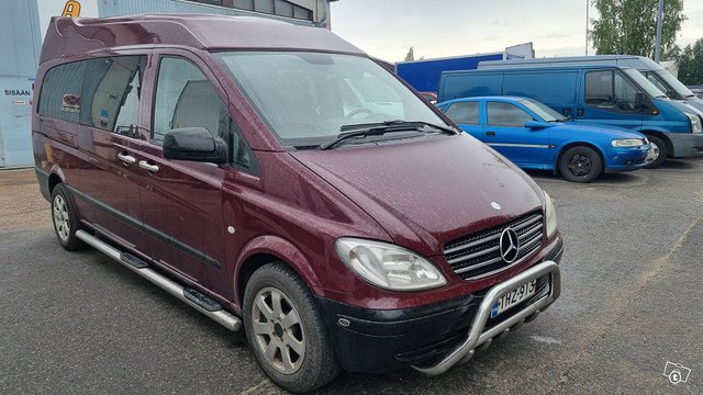 Mercedes-Benz Vito 2