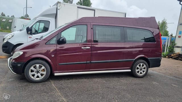 Mercedes-Benz Vito 9