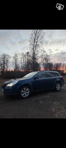 Subaru Outback 1