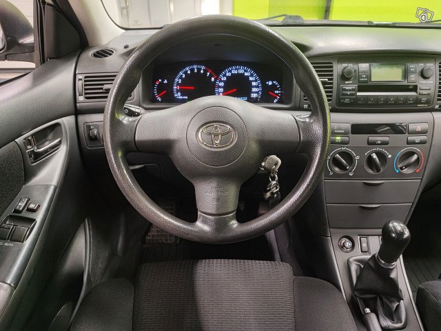 Toyota Corolla 14