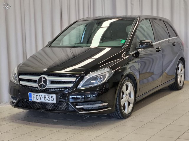 MERCEDES-BENZ B