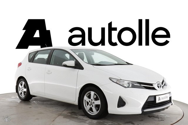 Toyota Auris 1