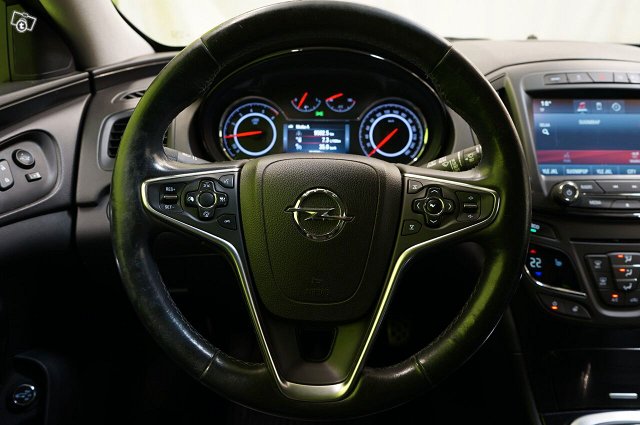 Opel Insignia 12