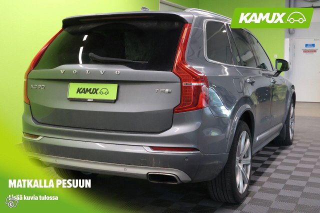 Volvo XC90 4