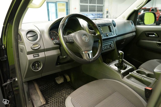 Volkswagen Amarok 12