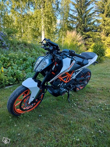 Ktm 390 Duke, kuva 1