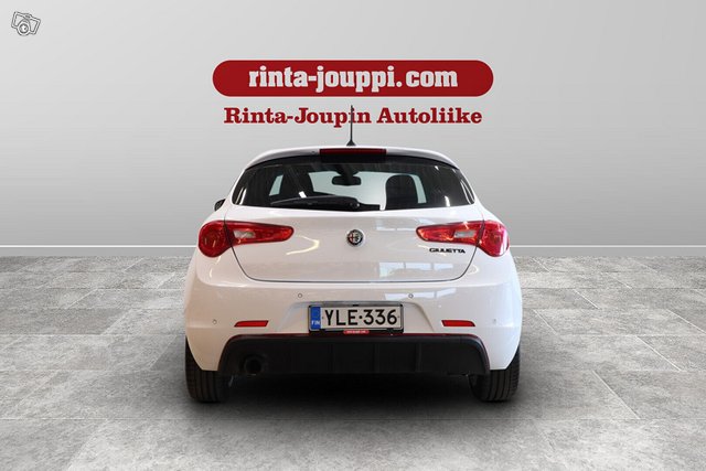 Alfa Romeo Giulietta 6