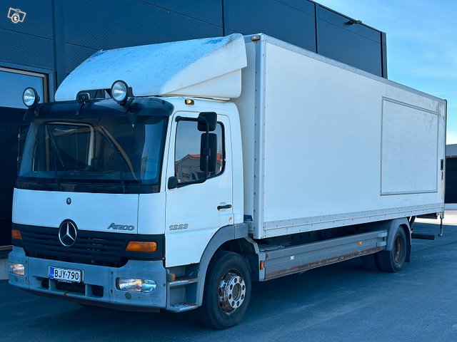 Mercedes-Benz Atego 1223L 1