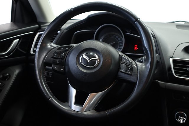 Mazda 3 14