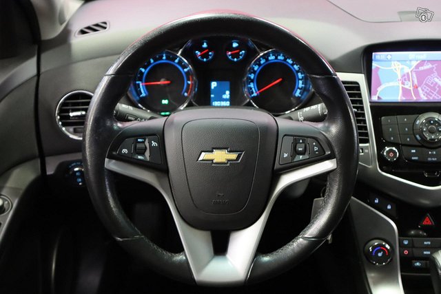 Chevrolet Cruze 5